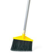 RUBBERMAID EXECUTIVE ANGLE BROOM W/ALUM HANDLE
