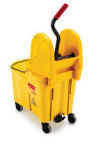 RUBBERMAID 44qt WAVEBRAKE DOWN PRESS COMBO YELLOW